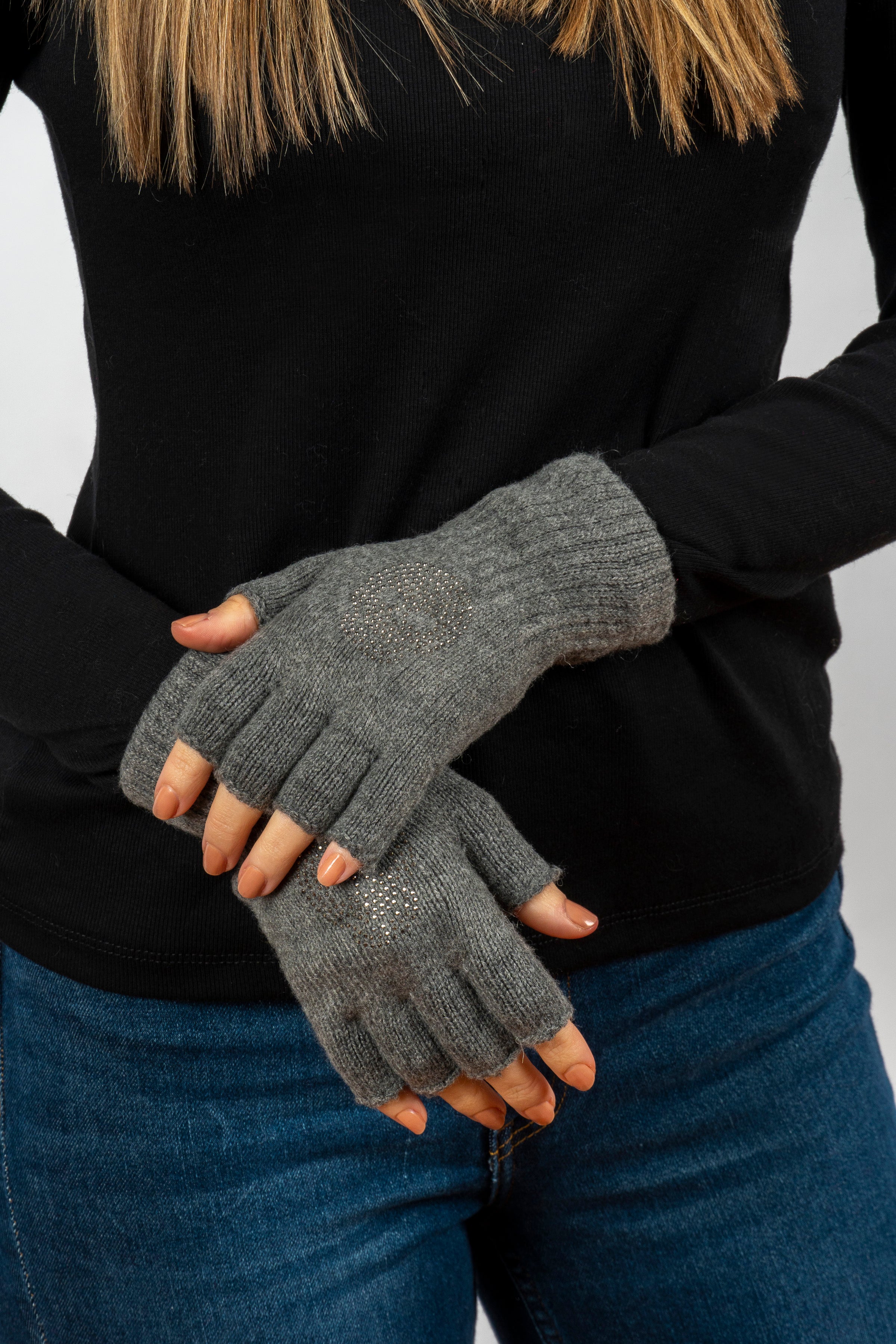 skull fingerless gloves charcoal